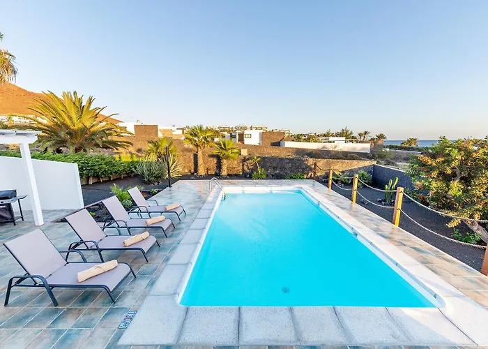 Вилла Sea Moon Lanzarote *